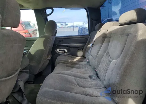 2005 Chevrolet Silverado C1500 из США, поврежденный, VIN 2GCEC13T651127369